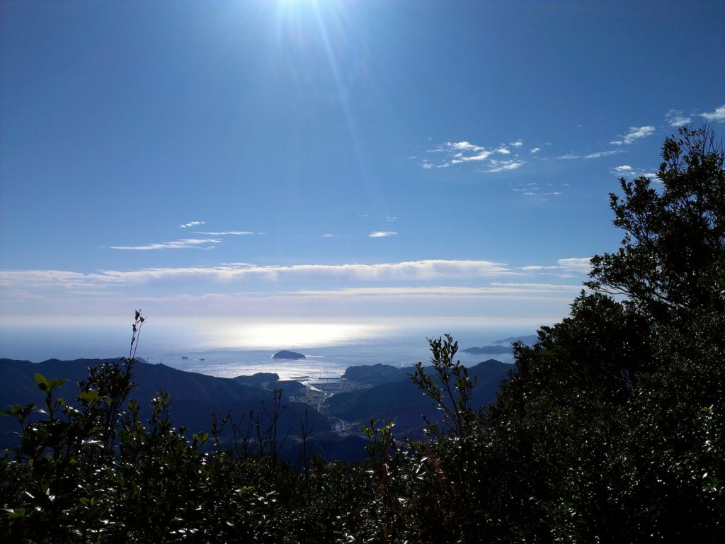 そこから何が見える？　牟岐の五剣山の眺め